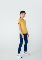 Blusa B&aacute;sica Infantil Menina Manga Curta Slim Com Bordado Cora&ccedil;&atilde;o