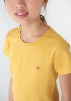 Blusa B&aacute;sica Infantil Menina Manga Curta Slim Com Bordado Cora&ccedil;&atilde;o